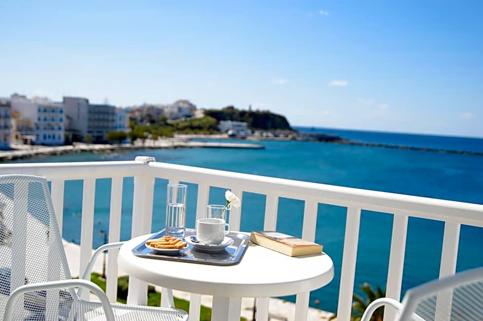 Nama Hotel Tinos