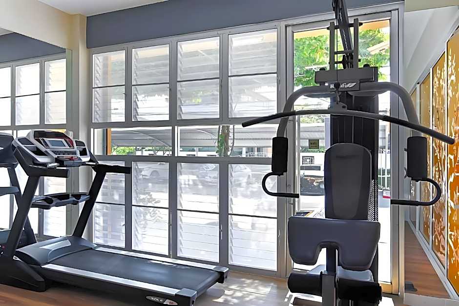 Fullroom 77 Srinakarin