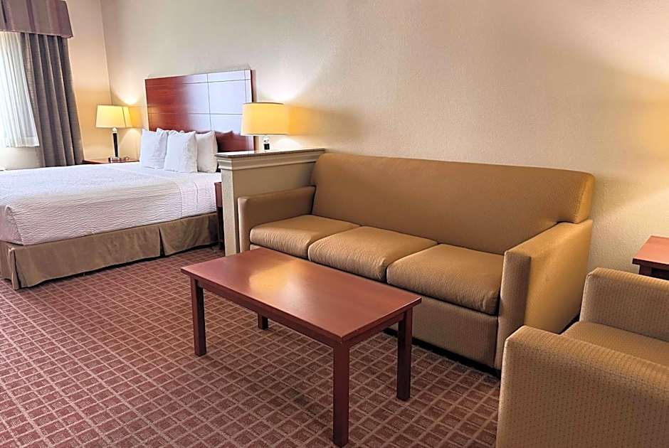 Ramada by Wyndham College Station