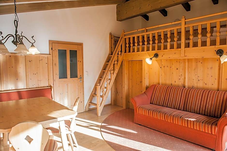 Astn Hütten Residenz Waldsicht Königsleiten - Ferienwohnungen