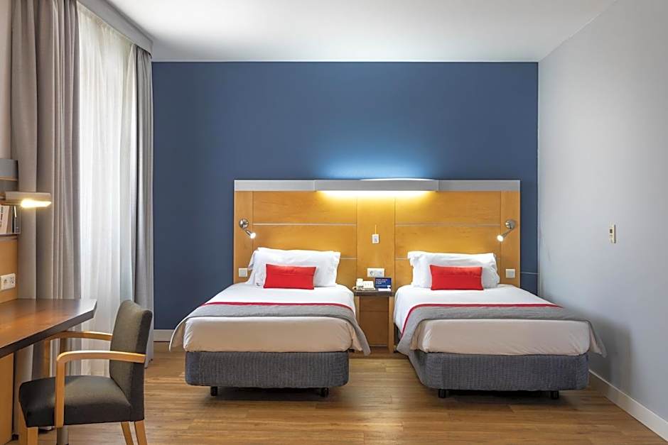 Holiday Inn Express Lisbon-Oeiras By IHG