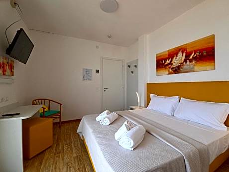 Double Room with Balcony and Sea View