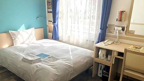 Accessible Single Nonsmoking