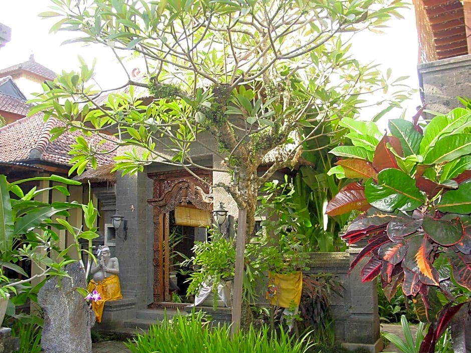 Putu Bali Villa & Spa