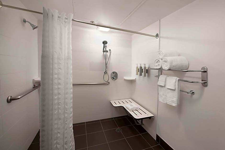 Embassy Suites by Hilton Dallas DFW Airport South