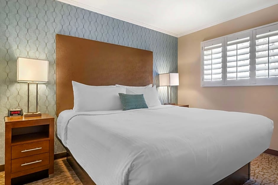 Best Western Plus Beach View Lodge