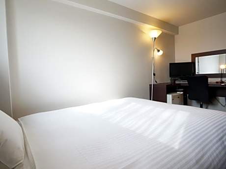 Standard Single Room - Smoking