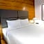 Avior Hotel