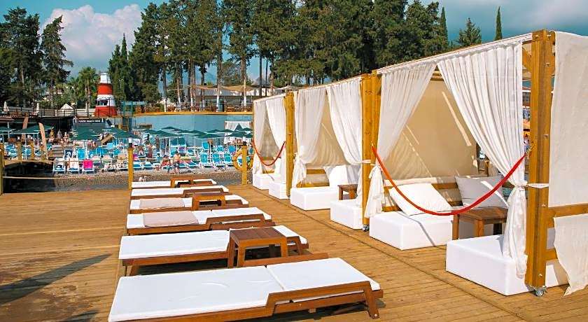 Rox Resort Hotel