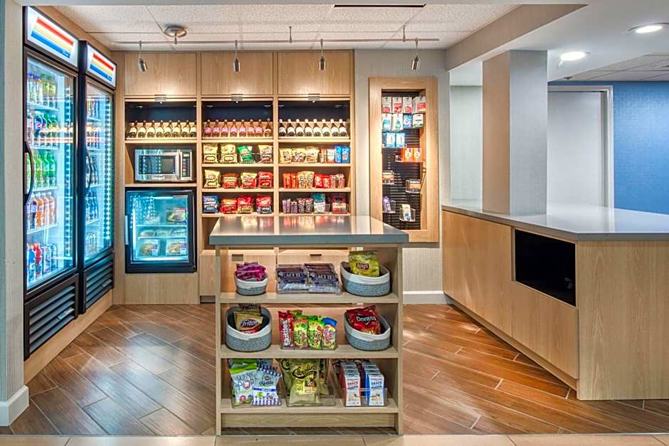 Fairfield Inn & Suites by Marriott Raleigh Crabtree Valley