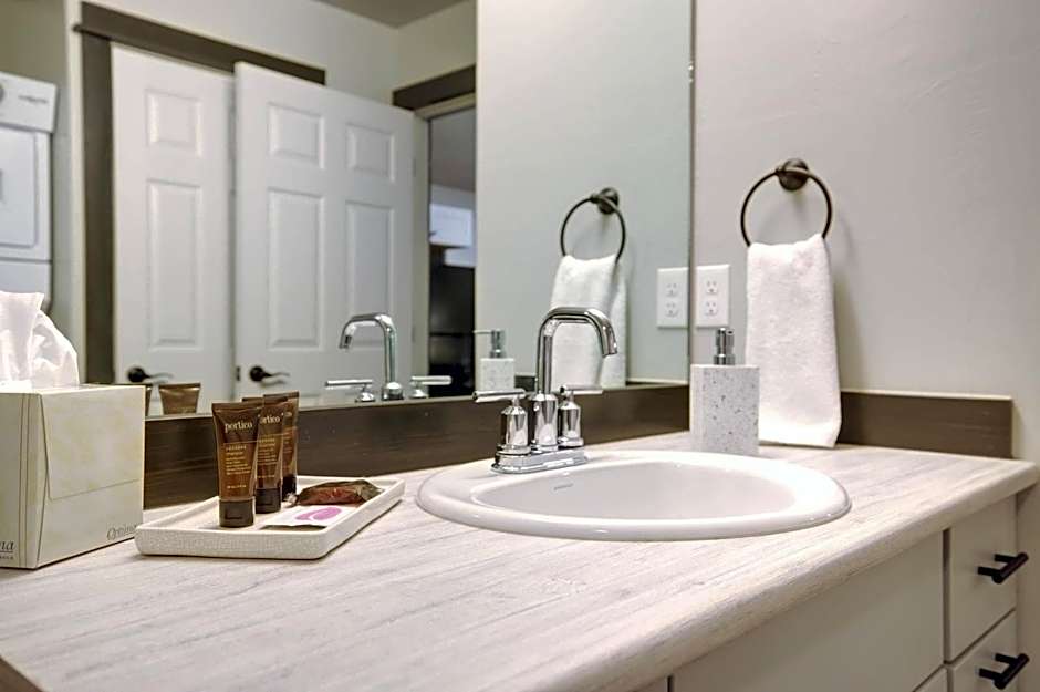 Copper King Convention Center, an Ascend Collection Hotel