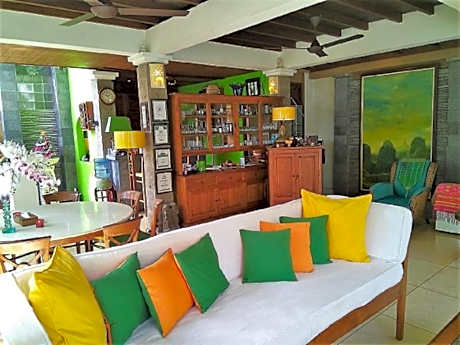 Taman Toya Standard Guestroom