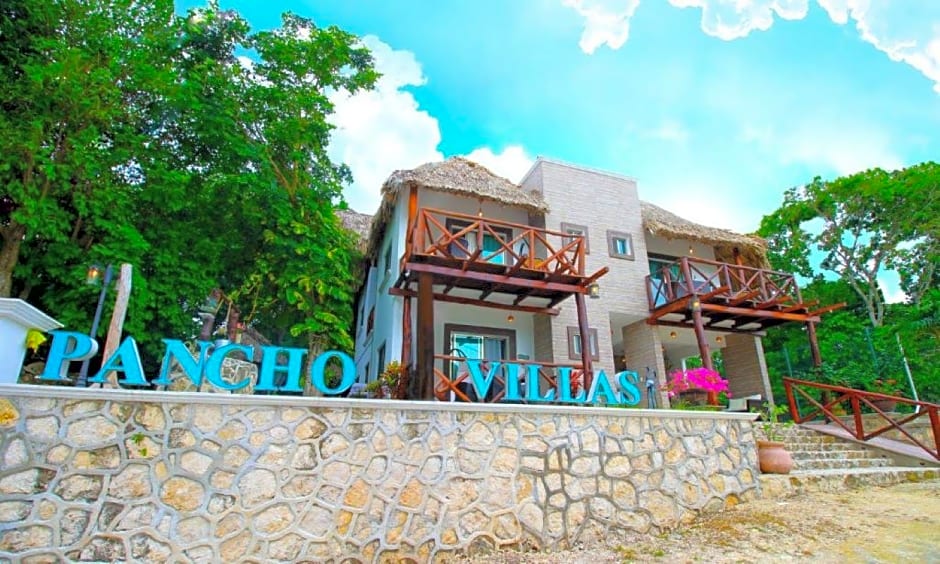 Hotel Pancho Villas