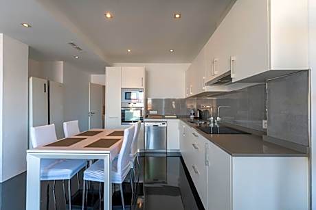 Two-Bedroom Apartment with Balcony and Sea View