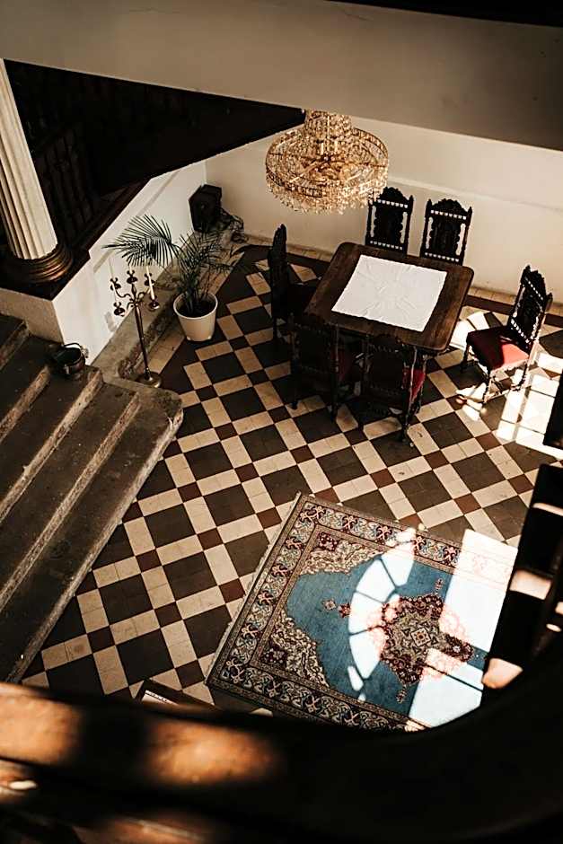 Pałac Bogaczów - noclegi - restauracja - przyjęcia