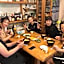 AbbeyRoad Inn Seika