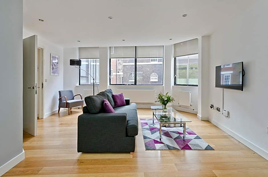 Red Lion Court by City2Stay