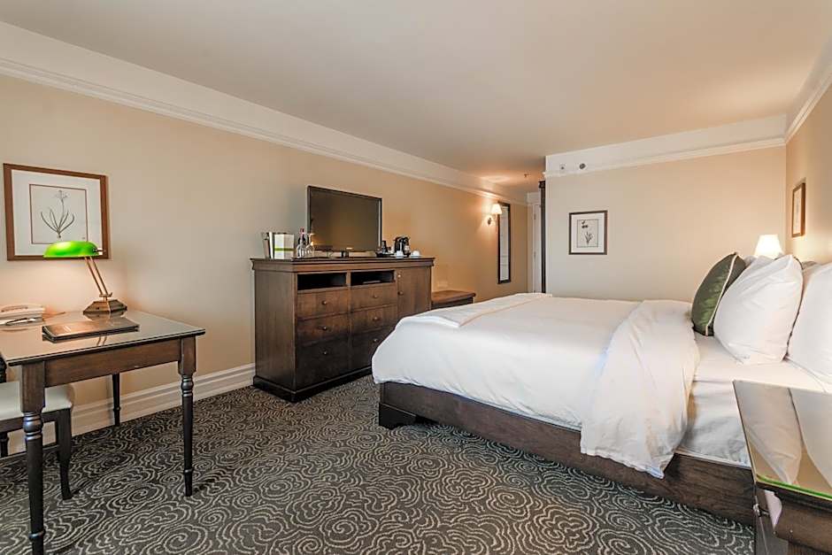 Le St-Martin Hotel & Suites