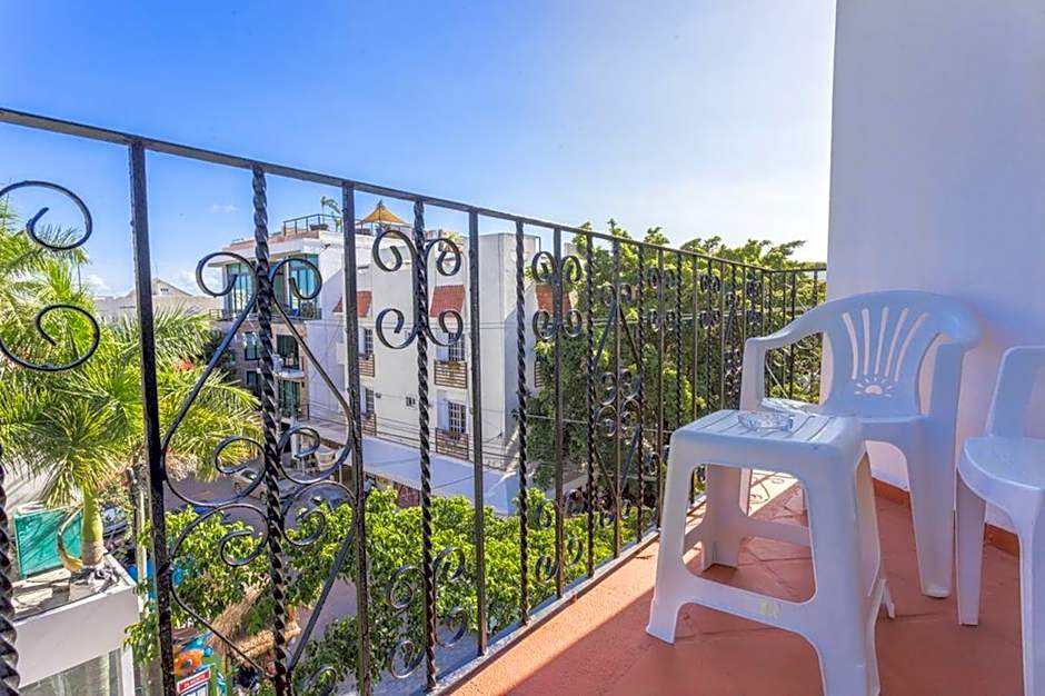 Alma y Mar Hotel & Suites by BFH