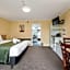 Fenton Court Motel