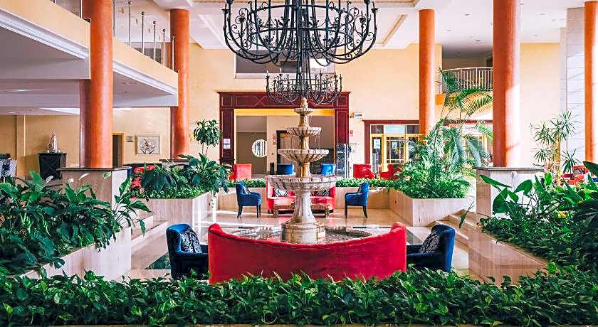 Grand Muthu Golf Plaza Hotel