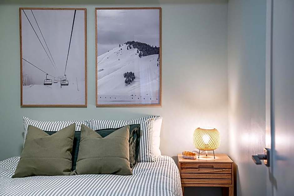 Powder Village Retreat by Revelstoke Vacations