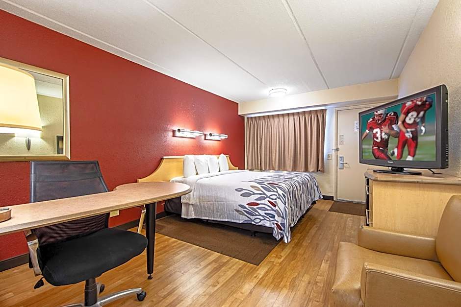 Red Roof Inn St Clairsville - Wheeling West