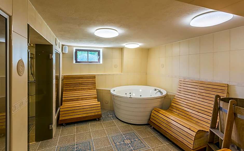 Ruunawere Hotel