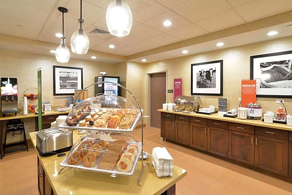 Hampton Inn By Hilton & Suites Menomonie