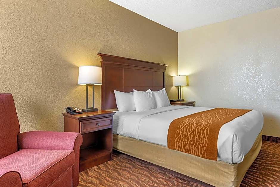 Comfort Inn & Suites Branson Meadows
