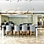 DoubleTree By Hilton Hotel Dallas Market Center