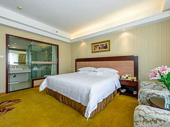 Vienna International Hotel Yangshuo West Street                                                 