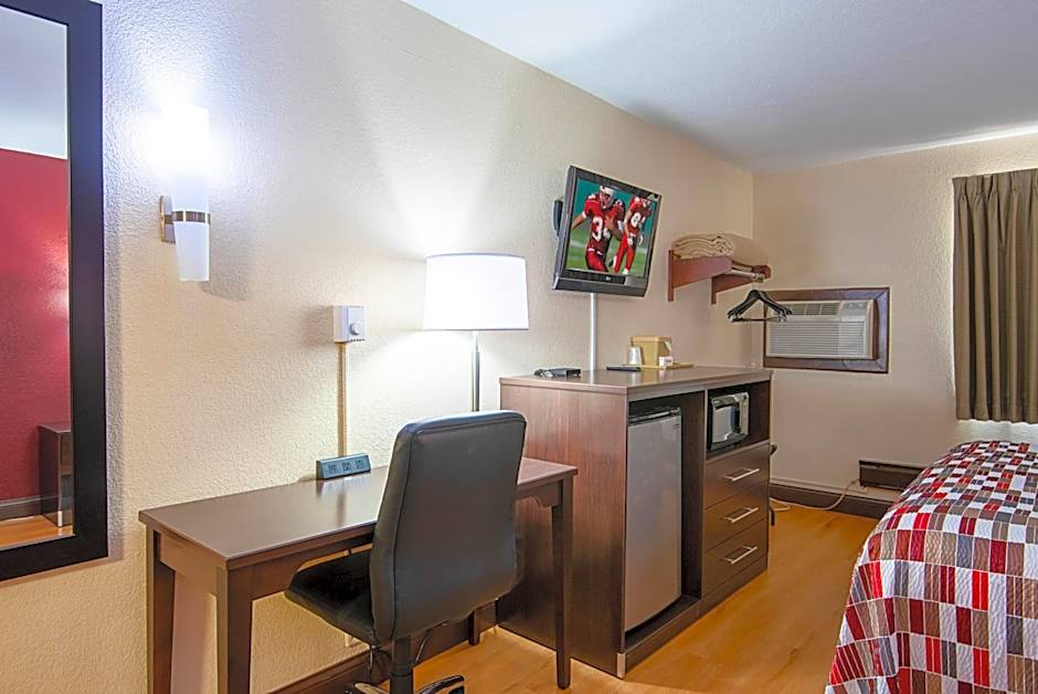 Red Roof Inn Cameron