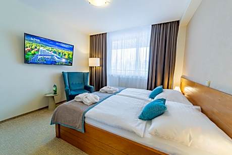 Single Room with Wellness Access