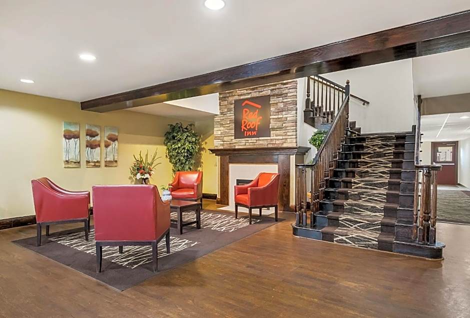 Red Roof Inn & Suites Knoxville East