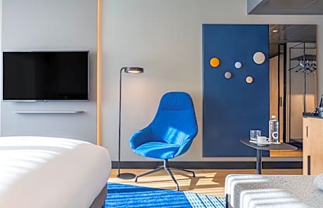 Superior Deluxe Room with 1 Queen size bed and sofa bed in the Deluxe building