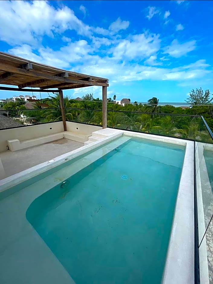 Casa Hood By the Sea