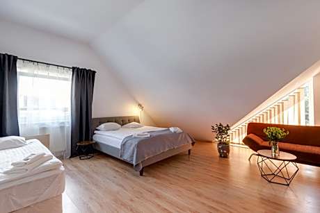 Comfort Triple Room with Shower