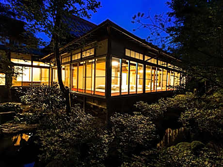 Villa with Garden View