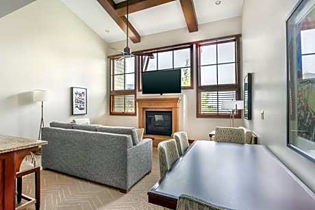 Sunrise Lodge by Hilton Grand Vacations