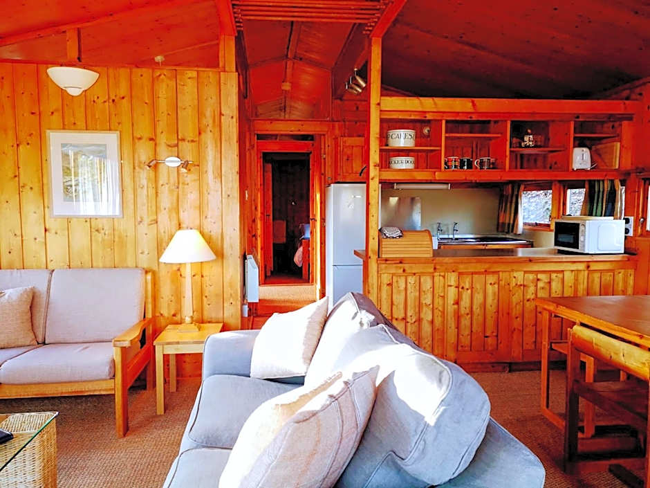 Loch Monzievaird Chalets