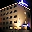 Adonis Lyon Est Hôtel Artys