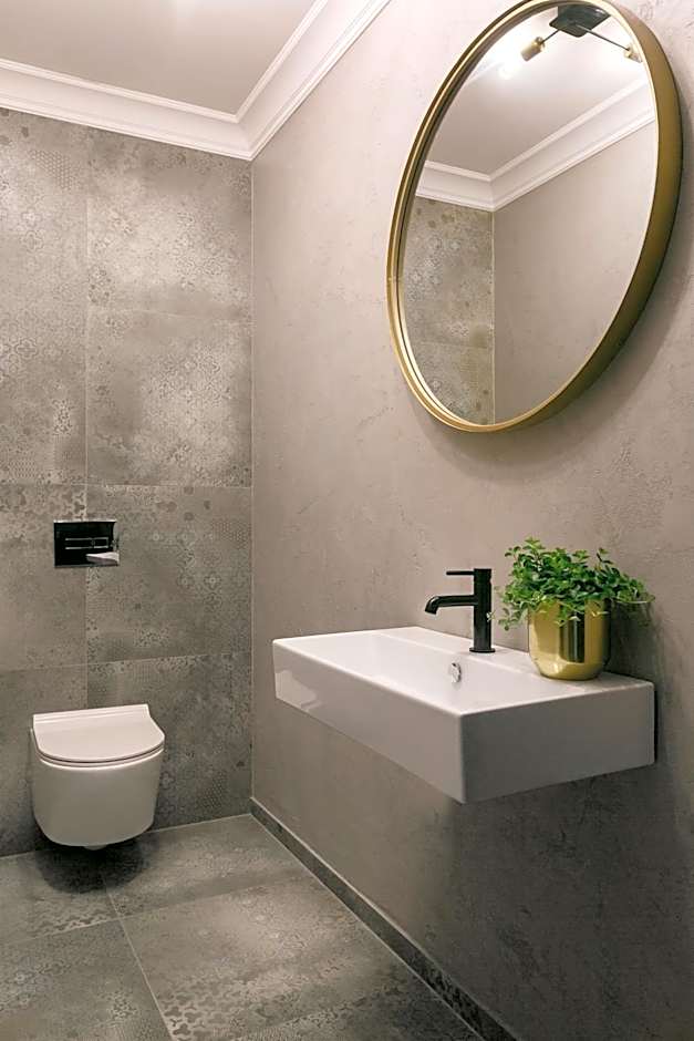 Queen Boutique Hotel