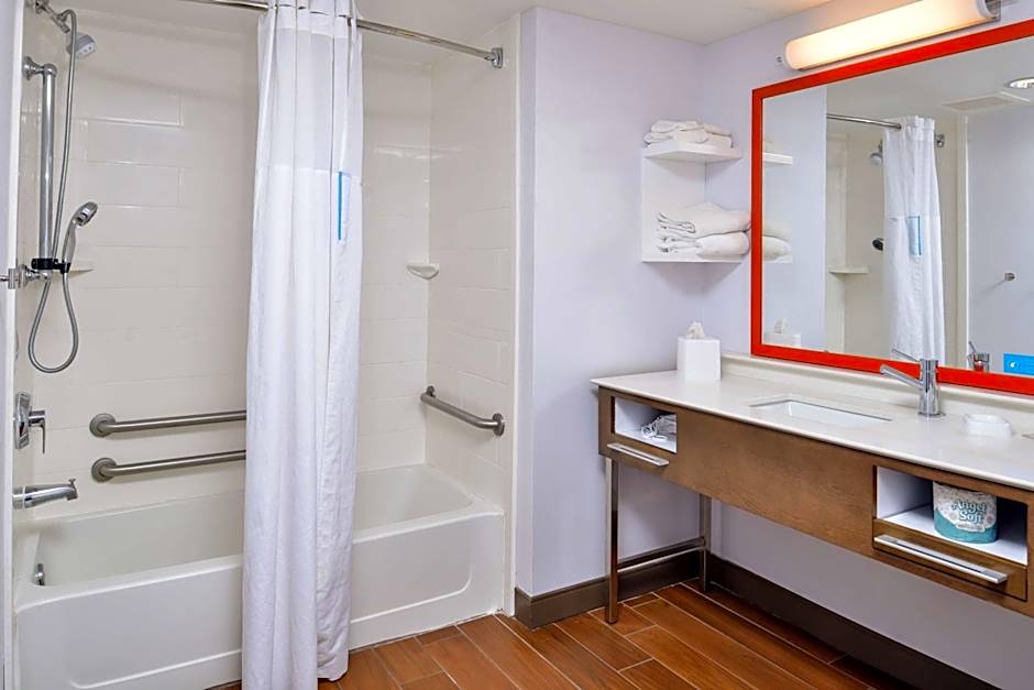 Hampton Inn By Hilton Emporia