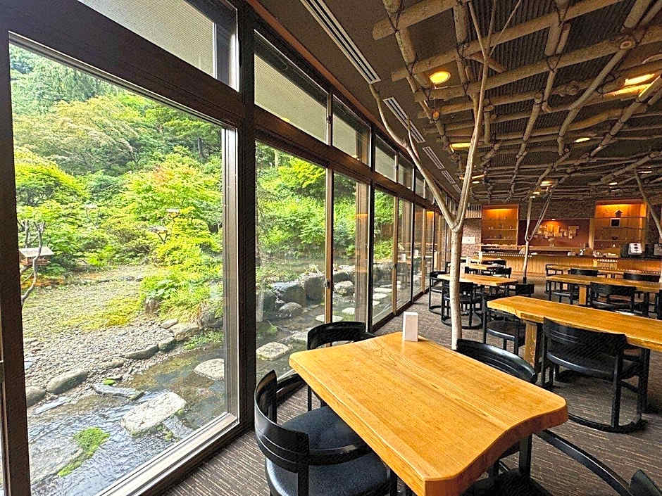 Yuze Hotel