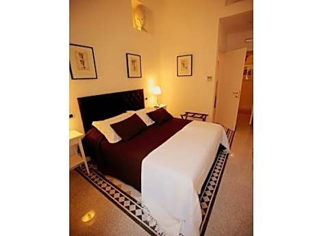 Double room-Comfort-Private Bathroom-Garden View-Con Balcone