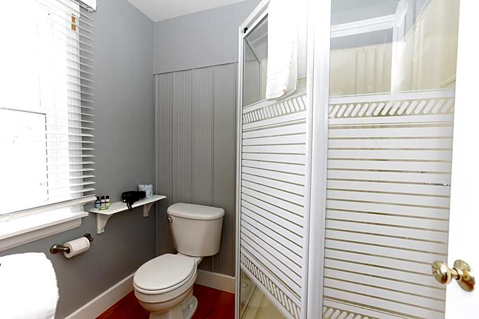 Jackson's Falls Country Inn