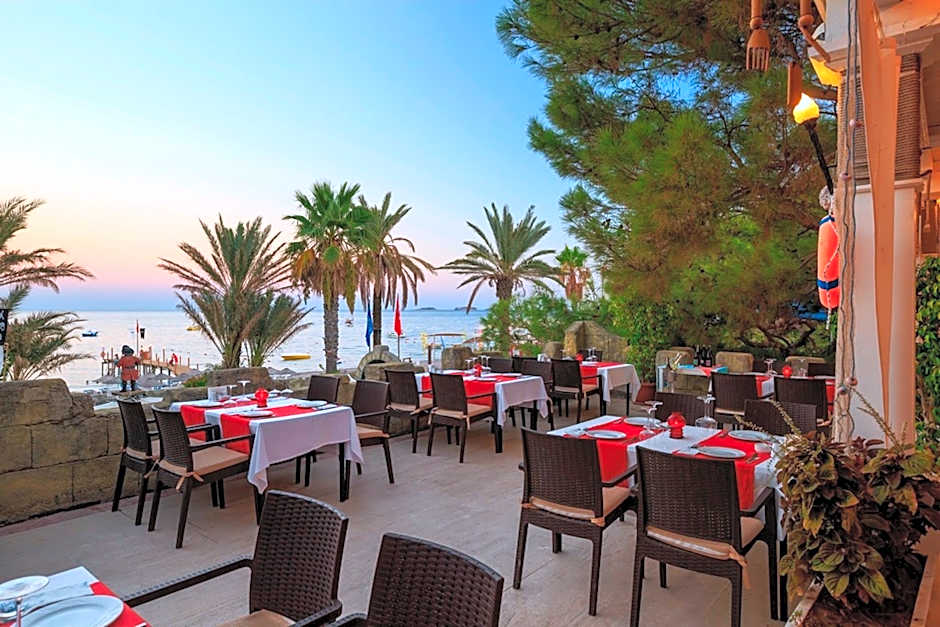 Pirates Beach Club  Ultra All Inclusive