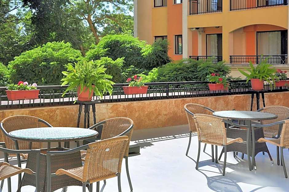 Hotel Paradise Green Park