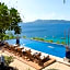 Vivere Azure Resort